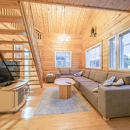 Alpine By Aavalevi Holidays, Ski-in Ski-out, Center * Levi