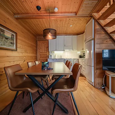 Apartamento Alpine Ski-in Ski-out, Center By Aavalevi *