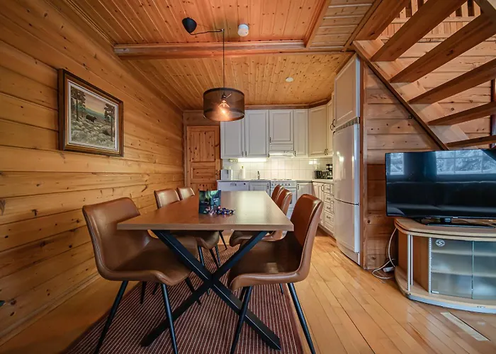 Lägenhet Alpine Ski-in Ski-out, Center By Aavalevi *